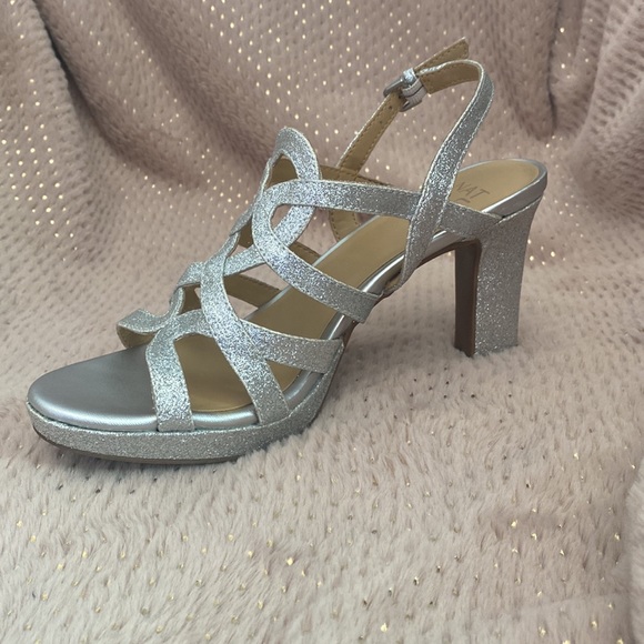 Naturalizer, Silver, Glitter/Sparkle, heels with platform. Worn once - Picture 4 of 4